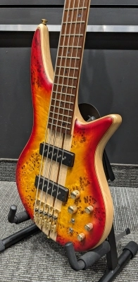 Jackson - Pro Series Spectra Bass - Transparent Cherry Burst 3